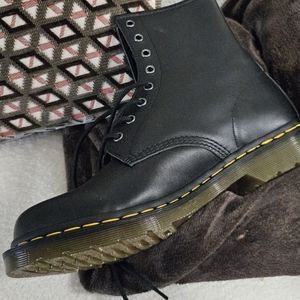 Dr. Martens 1460 Air Wair  Leather Lace Up Boots